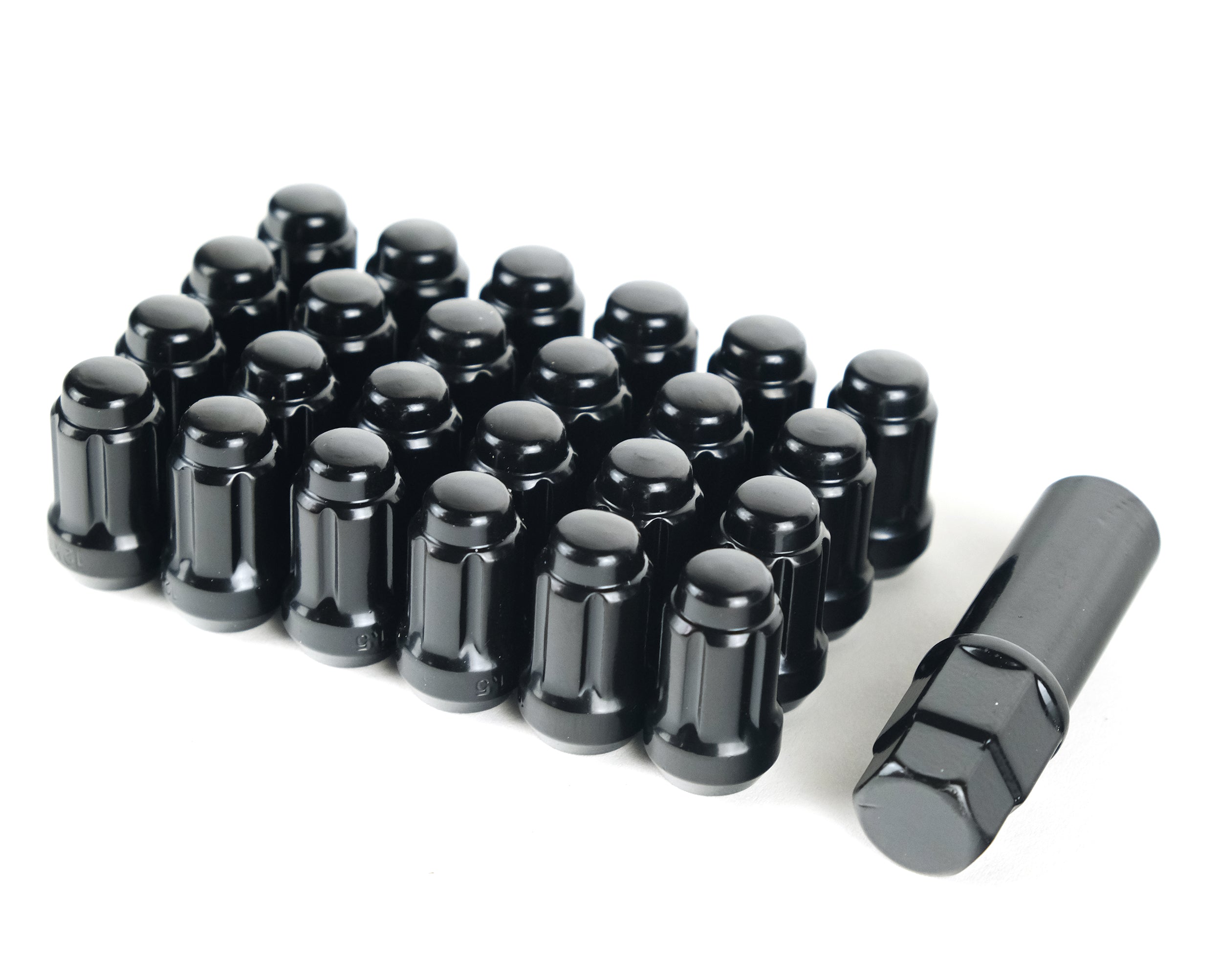 Spline deals lug nuts